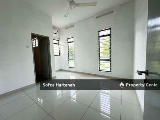 Quiet and Peaceful Family Home  Corner Unit 2 Storey Terrace Facing Taman Saujana Hijau in P11 Putrajaya
