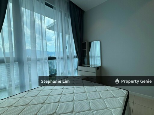 Queens Residences Q2