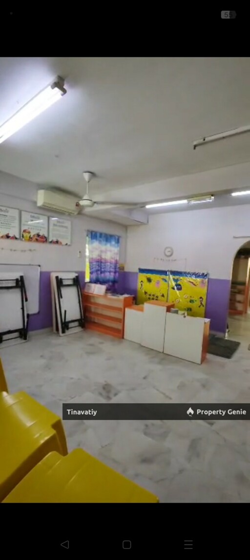 Bandar Sunway Subang Jaya Big Conner Lot Double Storey House in Strategically Bustling Commercial Area.