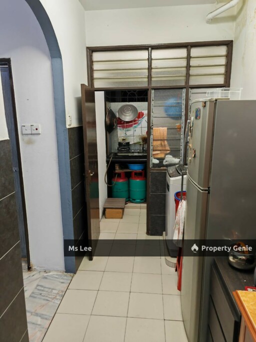 Greenview Apartment @ Taman Pusat Kepong - Sale Below Bank Value Rm80k