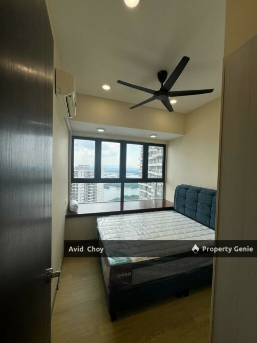 Central Park, 2 Bedrooms (Fully Furnished and Fully Renovated)