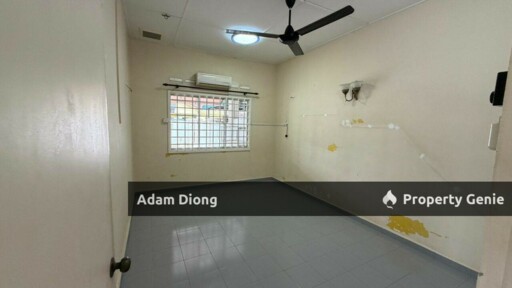 Jalan Jambu @ Tmn Kota Masai @ Pasir Gudang @ Corner