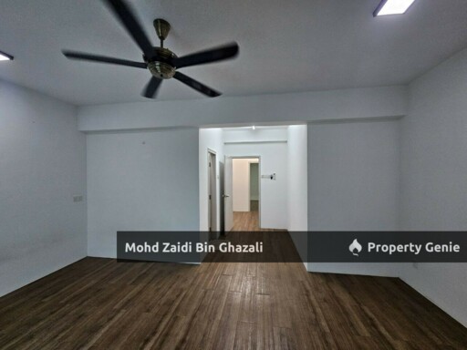 Two Storey Terrace Casa Green