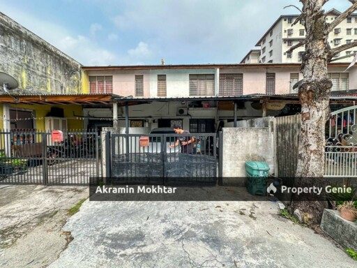 Renovated | 2 Storey House Taman Puchong Indah( Low Cost )