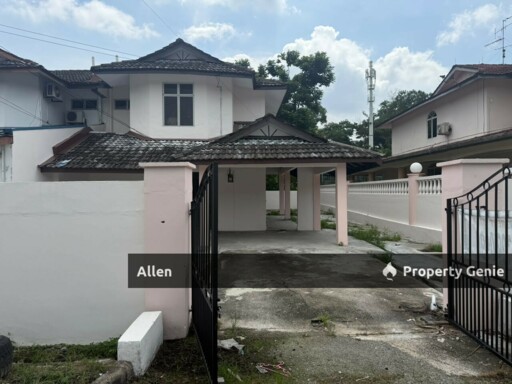 Bukit Kempas – Spacious 4BR Semi-D with Massive Land Area
