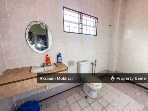 Freehold & Corner Lot | 2 Storey Terrace, Seksyen 6, Bandar Bukit Mahkota Bangi.