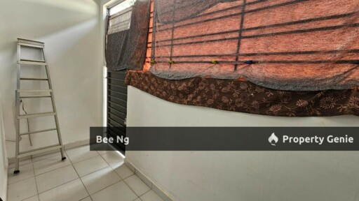 Taman Pulai Mutiara / 2.5 Storey Terrace / For Rent