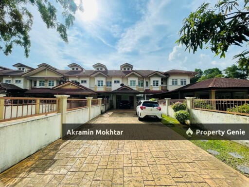 FACING OPEN & RENOVATED | DOUBLE STOREY TERRACE HOUSE JALAN KRISTAL FASA 3B SEKSYEN 7 SHAH ALAM