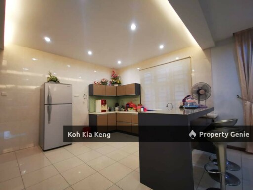 Lake Villas @ Austin Perdana