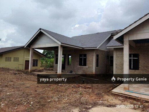 SEMI D MAMPU MILIK DI BELAKANG PASAR RAYA PXR ,JABI BESUT TERENGGANU UNTUK DI JUAL