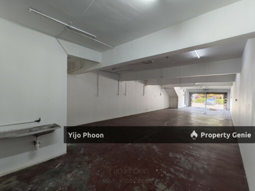 Shoplot Ground Floor @ Bukit Sentosa, Rawang Main Road Frontage