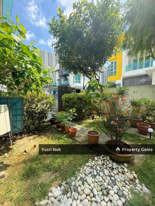 End Lot 3 Storey Semi-D, Laman Damaisari, Bukit Segambut