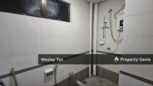 Kampung 8 Condo 4rooms Partly Fitted Kota Seaview Next To Int. School