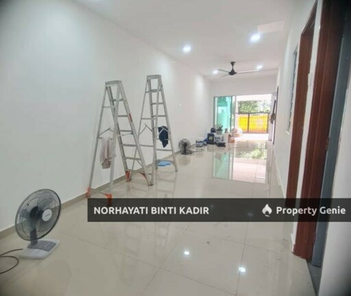 RENOVATED SINGLE STOREY TERRACE TAMAN TAS, KUANTAN