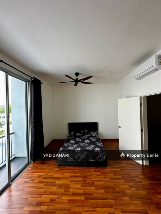 Birchpark, Semenyih | 2-Storey Terrace 4 Bedrooms | RM3000 - Fully Furnished & Spacious Car Porch with 24h Security Guard
