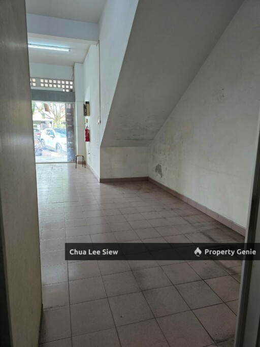 🏬 Shoplot for Rent (Ground Floor, Half Unit) ​📍 Jalan Cantik X, Tmn Pelangi Indah