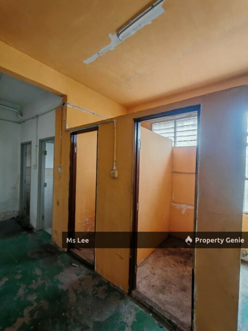 Corner 1st Floor Shop Office-Taman Semenyih Sentral @ Semenyih-Ready Now