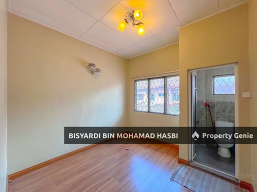 FACING OPEN 2 STOREY CORNER LOT, JALAN PALADIUM, SEKSYEN 7 SHAH ALAM .