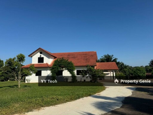 Residential Land with Ready Built British Style Bungalow @ Ayer Molek
