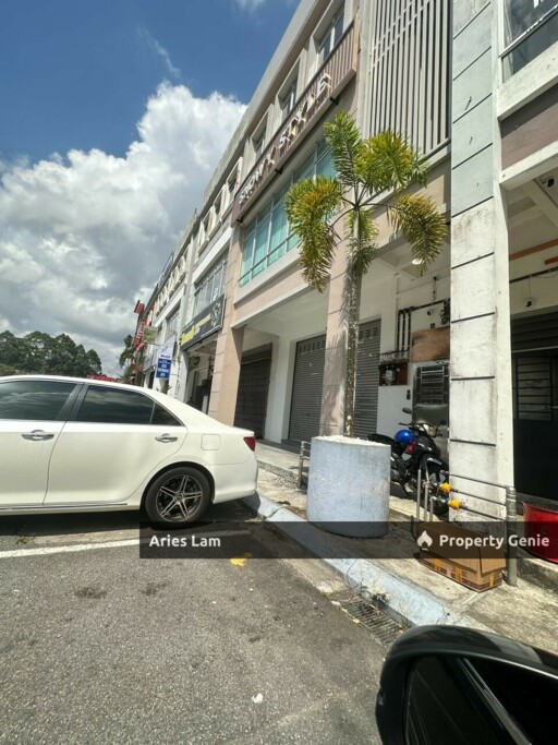 Taman Nusa Sentral Ground Floor Shoplot For Rent
