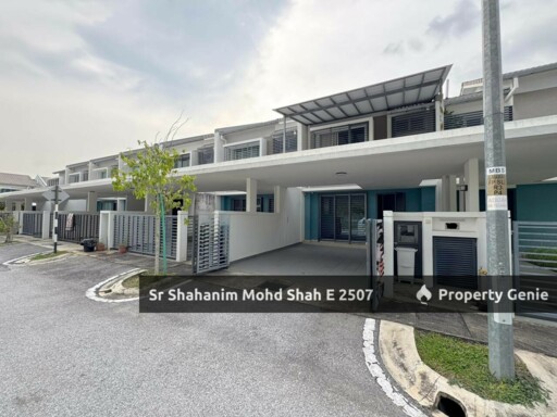 DOUBLE STOREY TERRACE INTERMEDIATE LAMAN MAWAR, KOTA SERIMAS, NILAI .