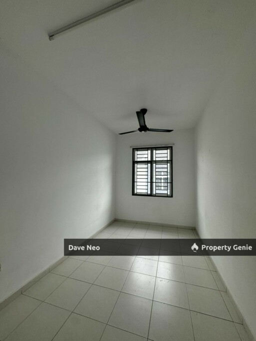Taman Scientex Utama • 2-Storey House • 4Beds 3Baths • Unfurnished