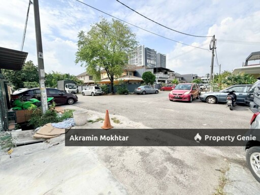 FULLY RENOVATED 2 Storey Terrace Taman Puchong Indah .