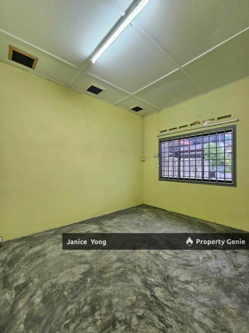 Taman Johor Jaya Jalan Anggerik