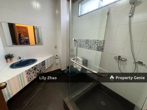 2 Storey Bungalow / Detached House Fully Furnished with Private Garden at Strategic Location for Sale @Luyang, Kota Kinabalu