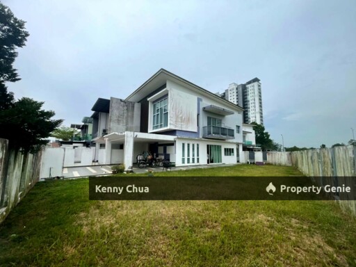 Jade / Taman Seri Austin / Double Storey Terrace / Corner Lot