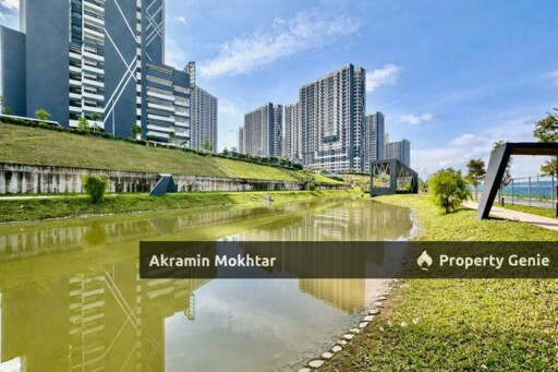 Freehold, Partially Furnished & 2 Parking | Residensi Adelia 2 Bangi Avenue, Bangi