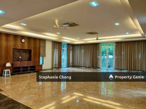 2.5 Storey Bungalow House @ Kota Kemuning Hill For SALE