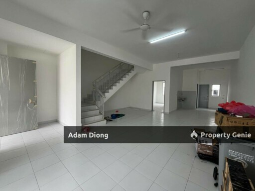Erica, Bestari Perdana Meridin East, Pasir Gudang