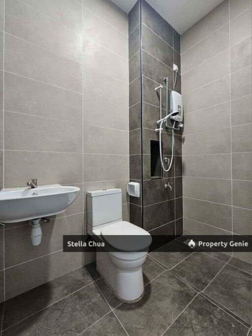 🏡Cluster House for RENT 📍Jalan Austin Duta 3/x