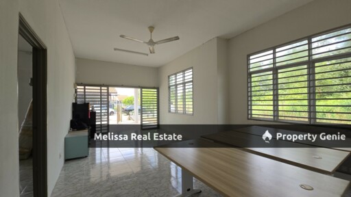 Jalan Gambang Semi-D Corner For Sale