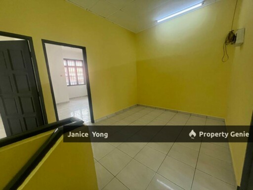 Taman Desa Cemerlang Ulu Tiram Jalan Saga 11