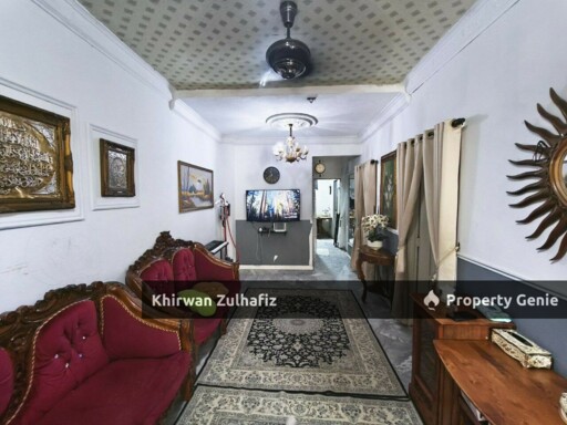 Jalan Teratai Facing Open near Public Bank Bukit Beruntung Double Storey For Sale