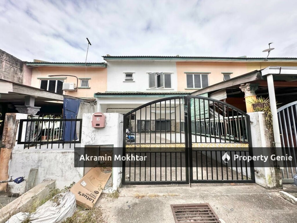 Freehold | Double Storey Terrace Taman Sri Haneco Semenyih