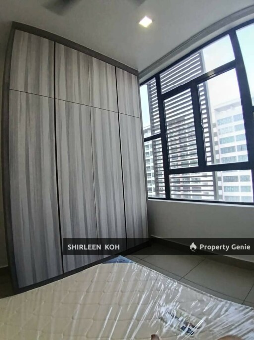 Female Room for Rent at Austin Regency @ Taman Mount Austin