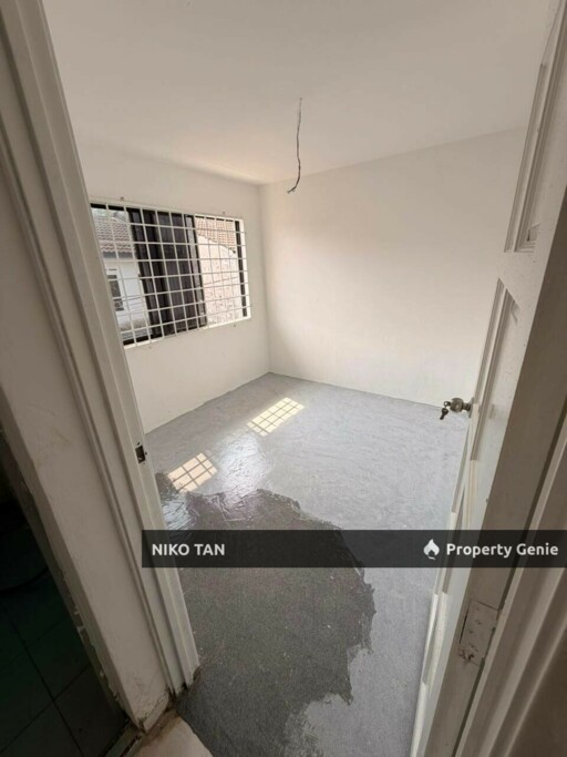 Jalan Ciku 2Sty Low Cost With Fully Renovated & Extended Kitchen For Sale