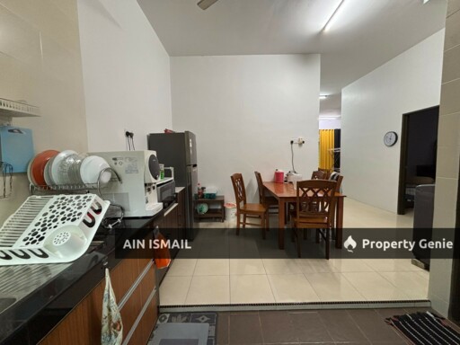 [CORNER LOT] SEMI-D KAMPUNG PADANG JAYA, KUANTAN
