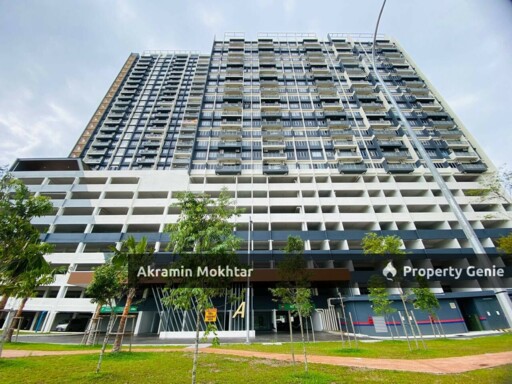 RENOVATED, PARTIALLY FURNISHED & 2 PARKING | RESIDENSI ADELIA 3 BANGI AVENUE KAJANG (Brand New Unit)