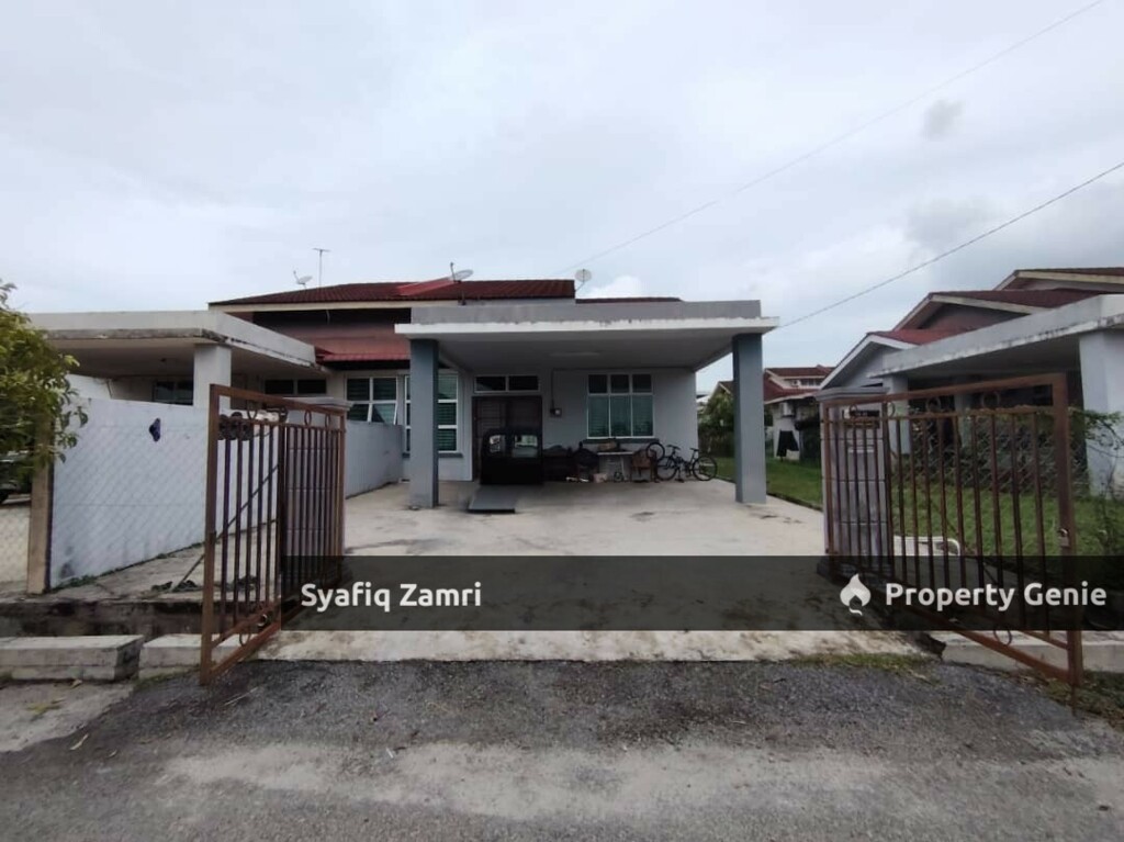SEMI-D TAMAN GURU KUANTAN