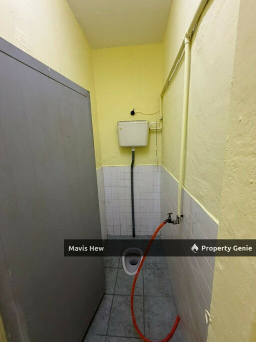 For Rent, 2-Storey @Ulu Tiram Near Gunung Emas, 2B1B, Original Unit