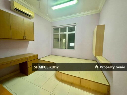 Want to Sell. 2 Storey End Lot Tiara Putra, Sg Buloh