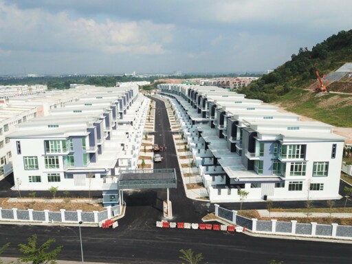 Autumn Breeze 3 Storey Superlink XL House, Taman Nusa Sentral
