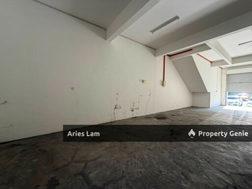Taman Nusa Sentral Ground Floor Shoplot For Rent