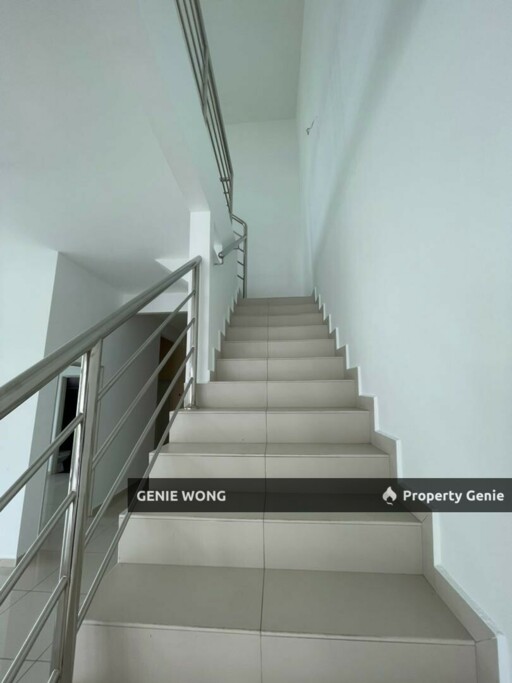 CORNER Kempas Utama Cluster House