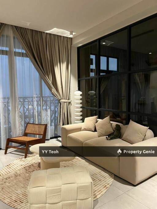 CORNER The Quartz Residence 3R Unit