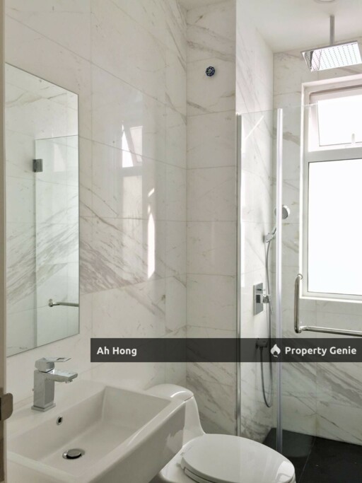 Walking Distance To Ciq / Tri Tower / Studio / Fully Furnished